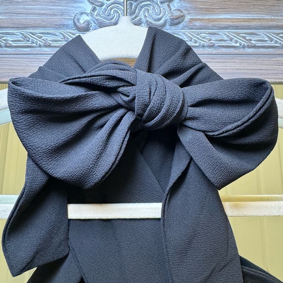 Superdown (@Revolve) Black Cross front dress XS - Picture 5 of 9